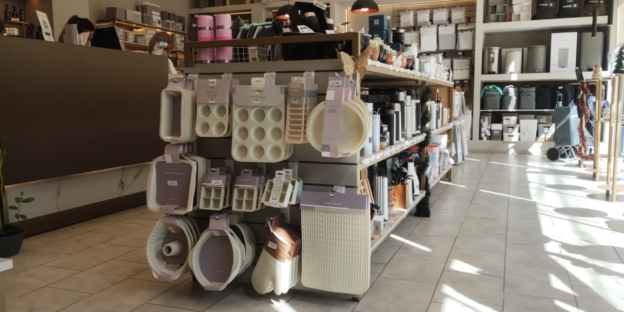 Papa Noel ya sali� a cargar las bolsas